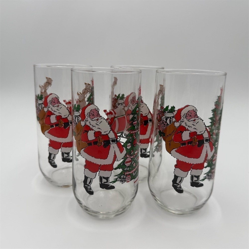 Vintage Luminarc Christmas Santa Sleigh Reindeer Tree‎ Tumblers Set of 4